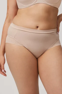 Braga alta con tul<Ysabel Mora Sale