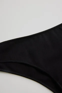 Braga brasileña algodón negro<Ysabel Mora