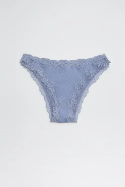 Braga brasileña con encaje<Ysabel Mora Hot