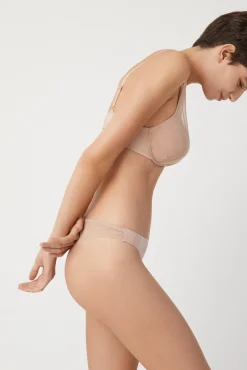 Braga brasileña invisible con encaje nude<Ysabel Mora Online