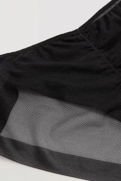 Braga de tul negro<Ysabel Mora