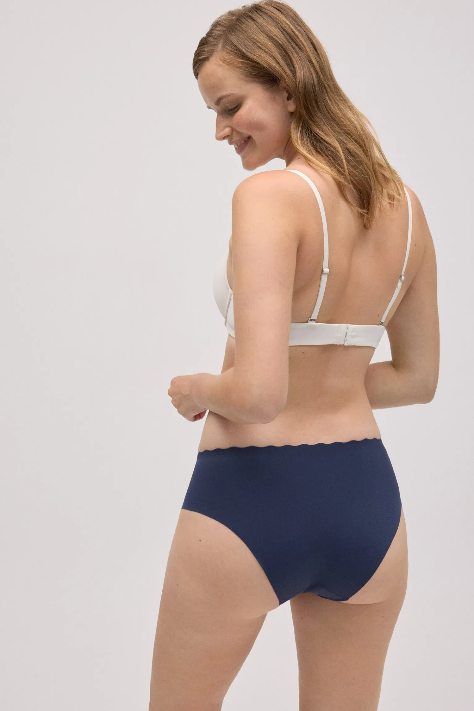 Braga midi láser<Ysabel Mora Hot