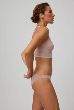 Braga mini invisible con encaje rosa<Ysabel Mora Hot