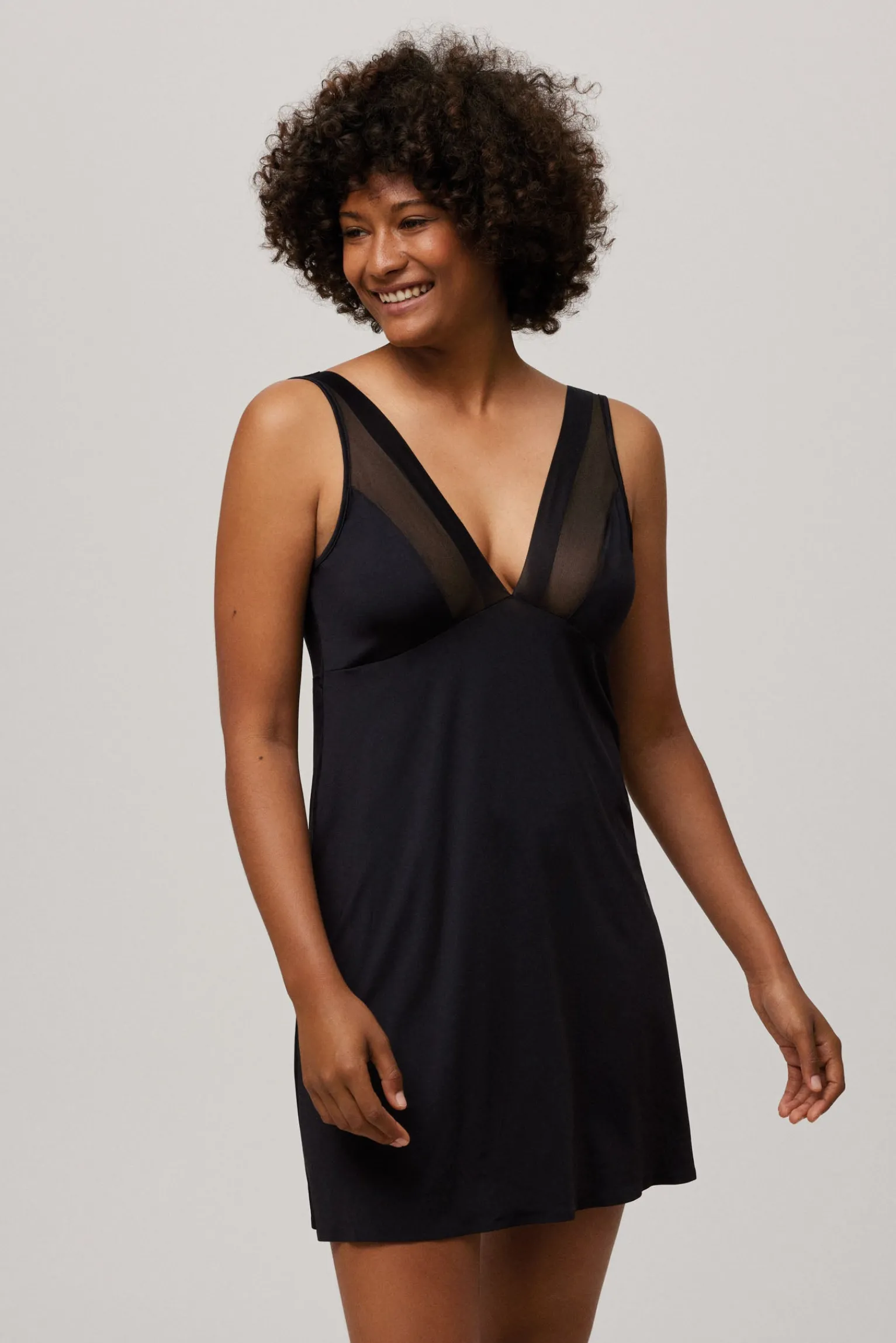 Camisón detalles tul<Ysabel Mora