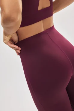 Conjunto deportivo granate vientre plano Colección compressive<Ysabel Mora Online
