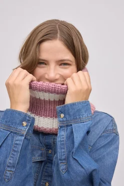 Cuello de punto rayas<Ysabel Mora New