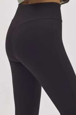 Leggings moldeador flare efecto push-up negro<Ysabel Mora Hot