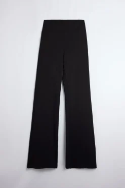 Leggings moldeador flare efecto push-up negro<Ysabel Mora Hot
