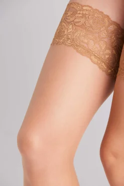 Medias con liga 10 denier<Ysabel Mora