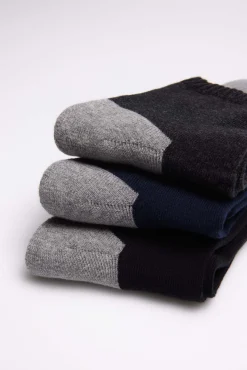 Pack 3 calcetines deportivos de rizo tonos oscuros<Ysabel Mora Hot