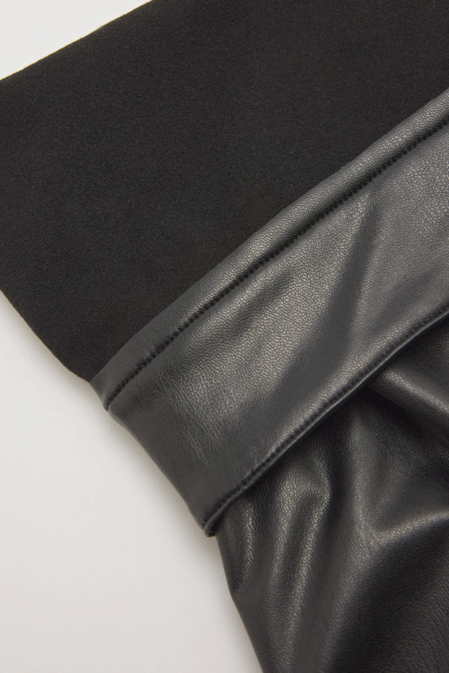 Pantalón efecto piel wide negro<Ysabel Mora Clearance