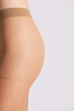 Panty 20 denier<Ysabel Mora Best