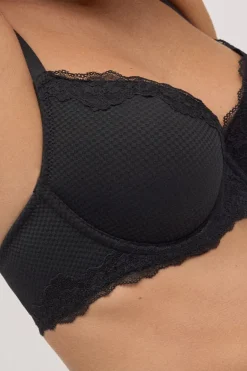 Sujetador con aro con relleno con encaje copas B y C<Ysabel Mora New