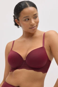 Sujetador con aro con relleno de encaje copas B y C<Ysabel Mora