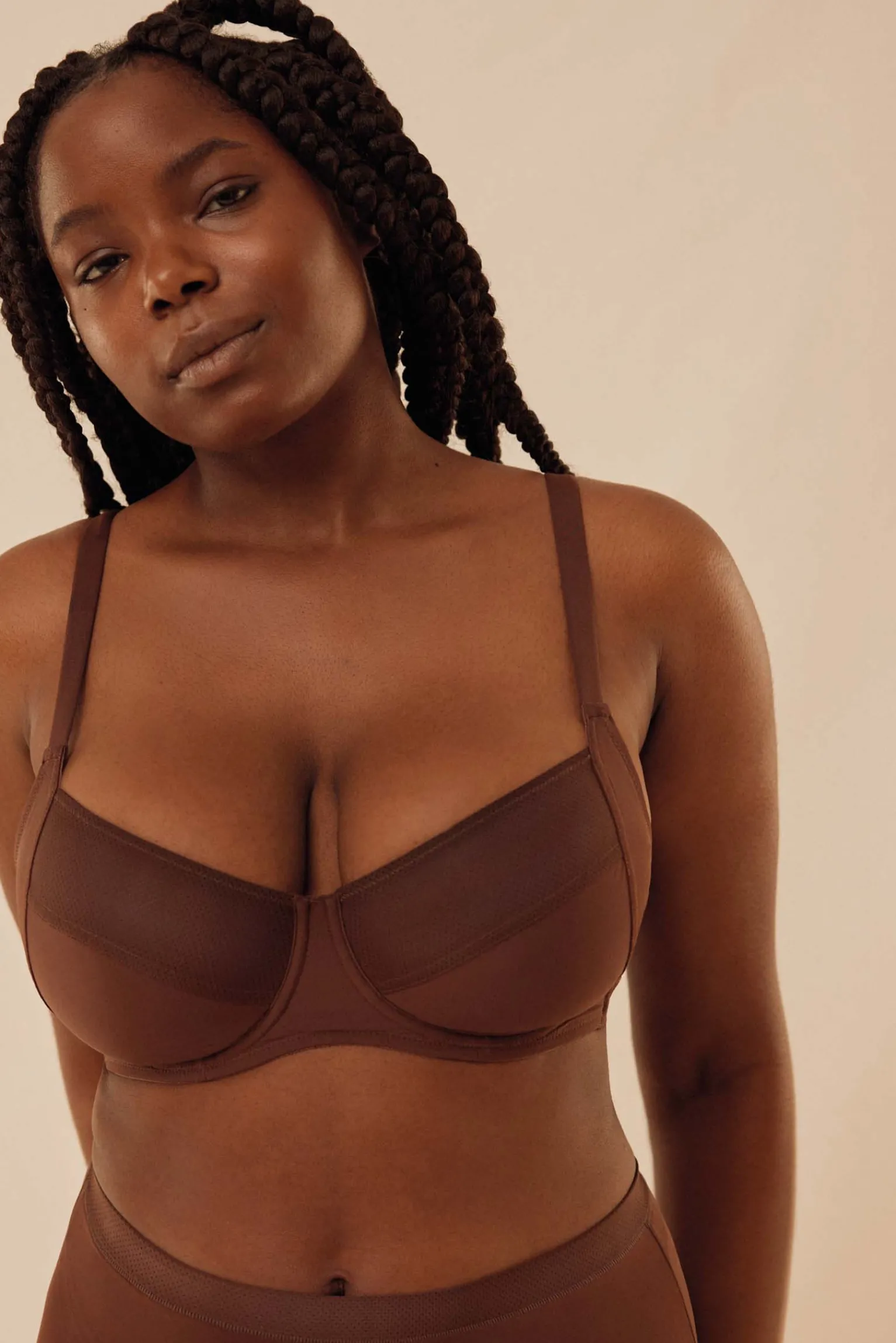 Sujetador de capacidad con aro sin relleno chocolate<Ysabel Mora Discount