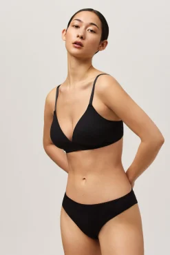 Sujetador triángulo sin aro con relleno algodón orgánico negro<Ysabel Mora