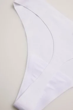 Tanga láser invisible<Ysabel Mora Online