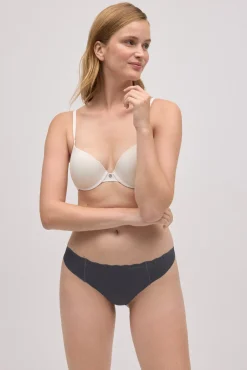 Tanga láser<Ysabel Mora Best