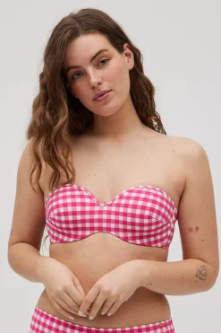 Top bikini bandeau vichy con textura copa C<Ysabel Mora Online