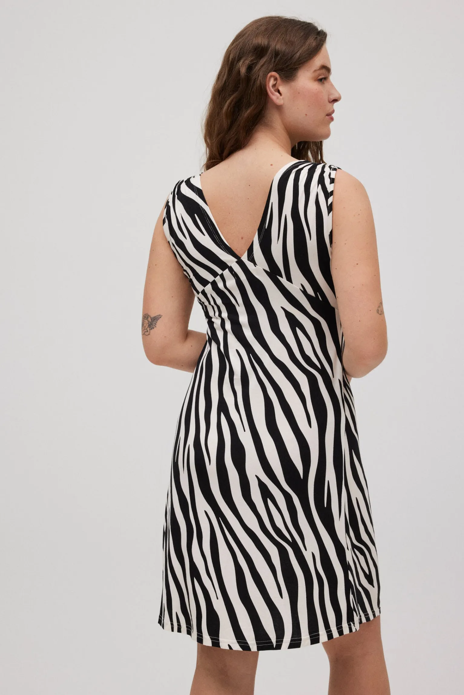 Vestido corto con nudo animal print<Ysabel Mora Best