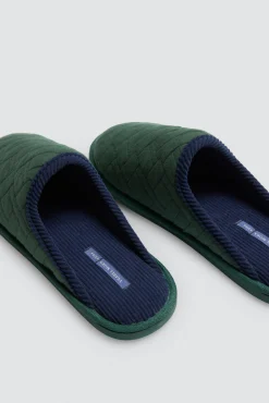 Zapatillas con textura verde<Ysabel Mora Outlet