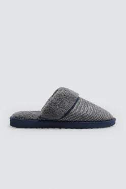 Zapatillas de casa con borreguito estampado pata de gallo<Ysabel Mora